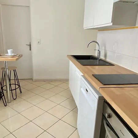 Le Cosy Troyen Secteur Calme 4 Personnes Parking Prive Apartment Troyes