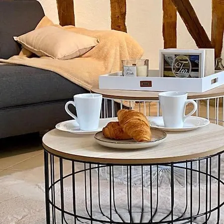Apartment Le Cosy Troyen Secteur Calme 4 Personnes Parking Prive *