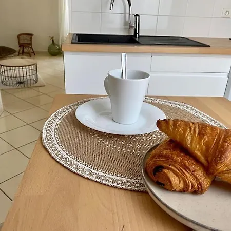 Le Cosy Troyen Secteur Calme 4 Personnes Parking Prive
